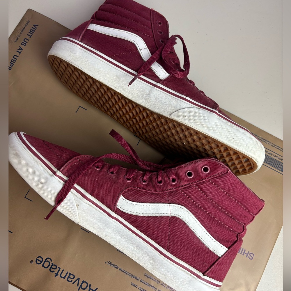 Vans Men’s Maroon Canvas Sneakers - Picture 6 of 14